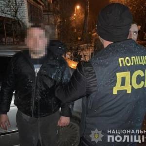 Во Львовской области мужчины под видом полицейских похищали людей. Фото