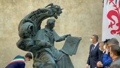 Во Флоренции открыли памятник Тарасу Шевченко в день его рождения: фото