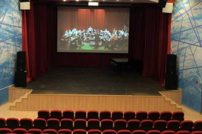 Некоторые города Удмуртии получат по 3 млн рублей на создание виртуальных концертных залов
