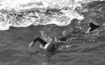 Побег Владимира Комиссарова: как чемпион СССР переплыл Чёрное море
