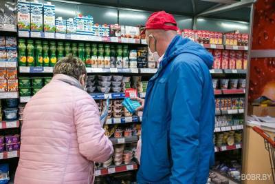 «Не нужно никаких слухов, и так видно, что растут»: в Кремле и ГД не оценили желание единоросса Выборного наказывать за фейки о ценах на продуктах