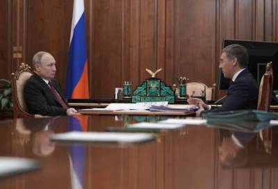 Владимир Путин поддержал идею закрепить статус молодых ученых