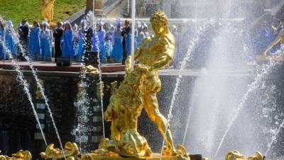 На содержание и ремонт фонтанов Петергофа выделят 30 млн рублей