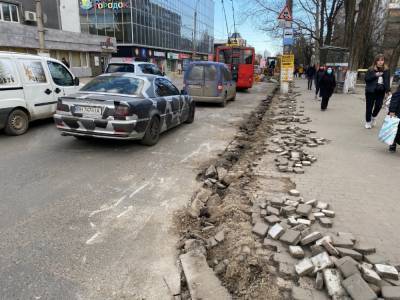 В Одессе начали капитально ремонтировать улицу Черняховского