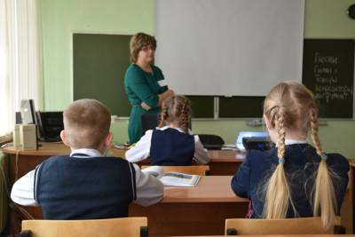 Учителя из регионов России продолжают участвовать во флешмобе «Поможем министру» – Учительская газета