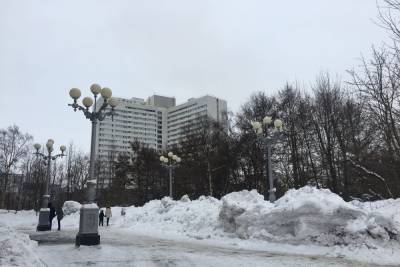 Андрей Чибис попросил ЦУР продолжать следить за ситуацией по уборке снега