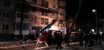 В Кропивницком произошел взрыв, а после него пожар – фото, видео
