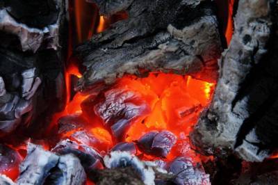 Древнейший пожар на Земле: Гора в Австралии непрерывно горит уже 6000 лет