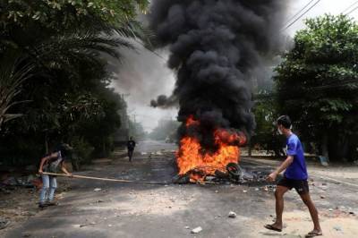 Вин Мьин - В ООН опасаются, что ситуация в Мьянме может перерасти в гражданскую войну - aif.ru - Бирма