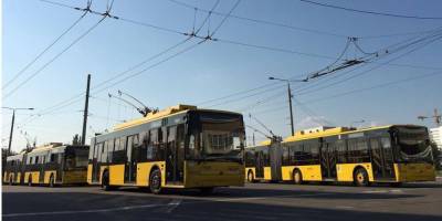 Локдаун в Киеве: в КГГА рассказали, как получить спецпропуска на общественный транспорт