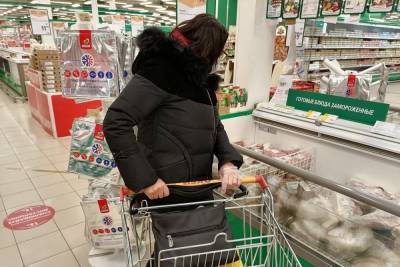 В Оренбурге покупатель добился от магазина компенсации за просроченные продукты