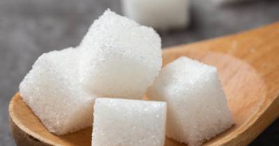 Российские заводы прекратили поставлять сахар в магазины
