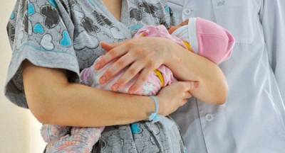 СМИ: Коронавирус привел к росту числа смертей беременных и новорожденных