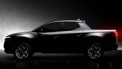 Hyundai показал на тизерах новый пикап Santa Cruz