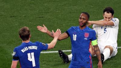 Англия вырвала победу над Польшей в отборе на чемпионат мира: видео