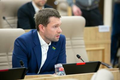 Депутаты думы Екатеринбурга попросили у спикера разрешения состоять в нескольких фракциях