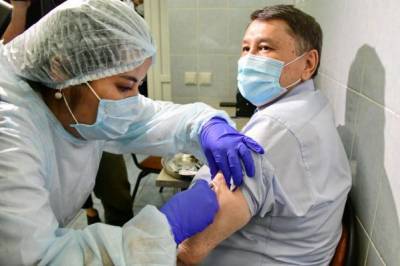 Казахстан привьет от коронавируса 6 млн человек уже в этом полугодии