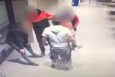 Подростки жестоко избили участника АТО на Закарпатье, появилось видео: "Ударили камнем и..."