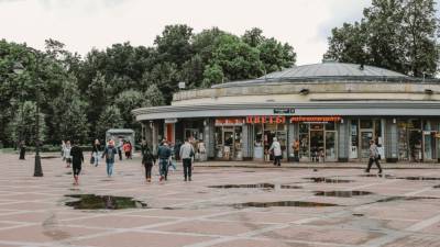 Станция метро "Парк Победы" в Петербурге закроется на ремонт
