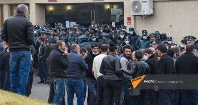 Правительство Армении усилит охрану здания Минобороны