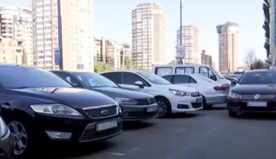 Кошельки водителей опять опустеют: по всей Украине вводят обязательную платную услугу