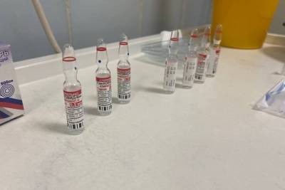 Более 42 тысяч доз вакцины от коронавируса придёт в Забайкалье в апреле