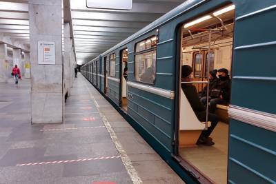 Проникшему в тоннель пассажиру грозит штраф в 1 миллион рублей