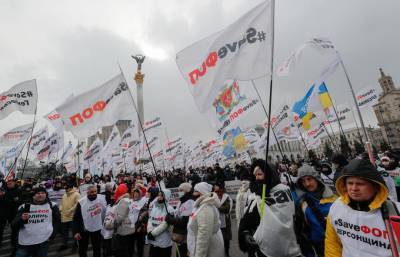 Украинцы готовы пожертвовать свободой ради порядка, - опрос