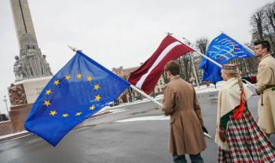 Под статью можно загнать полстраны: как в Латвии интерпретируют санкции Евросоюза