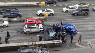 Пять машин столкнулись в центре Москвы
