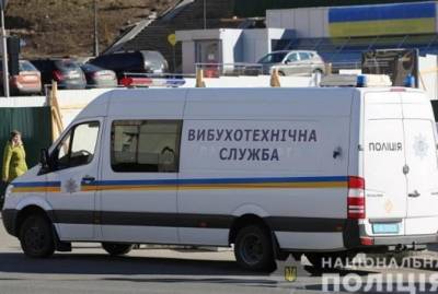Первого апреля все больницы Киева "заминировали"
