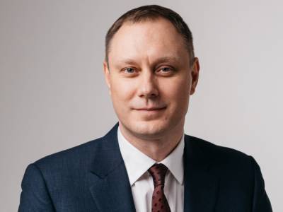 Ректор УГАТУ Сергей Новиков подал в суд на бывшего главу вуза