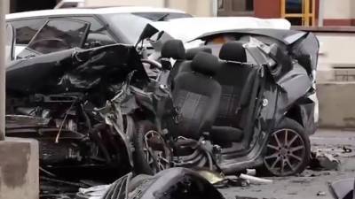 Массовая авария с участием пранкера в центре Москвы попала на видео
