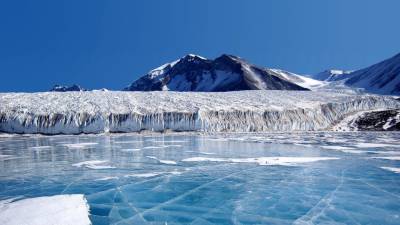 Международная группа ученых нашла следы падения древнего метеорита в Антарктиде