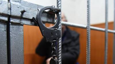 Попавшегося на взятке сотрудника белгородской мэрии заключили под стражу