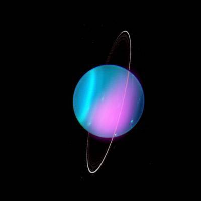 Астрономы обнаружили, что Уран стреляет рентгеновскими лучами