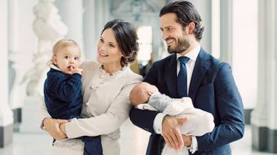 Шведская принцесса София поделилась новыми снимками своих сыновей