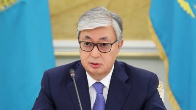 Токаев заявил о риске перегрузки системы здравоохранения Казахстана