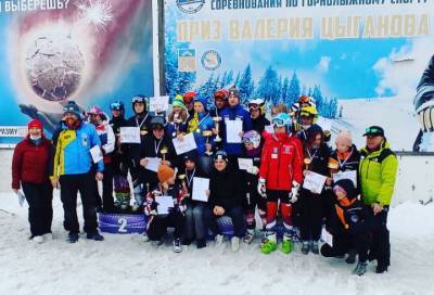 Спортсмены из Ленобласти завоевали призовые места на Всероссийских соревнованиях по горнолыжному спорту