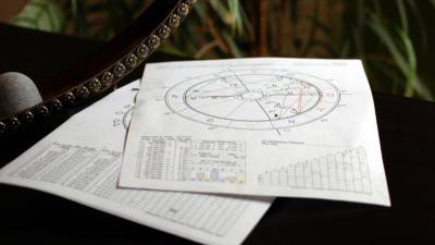 Эфир: Астрологи или футурологи? Чьи прогнозы точнее, обсудили в медиацентре «Патриот»