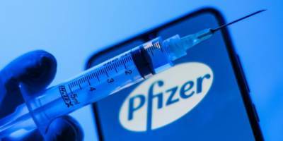 Эффективность вакцины Pfizer-BioNTech снизили до 91,3%