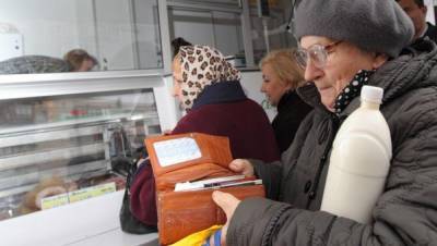 Локдаун в Киеве: КГГА требует от магазинов ввести приоритетные часы для пенсионеров