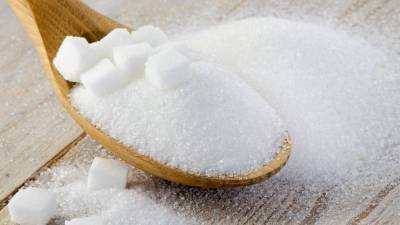 Крупные производители сахара приостановили поставки в торговые сети