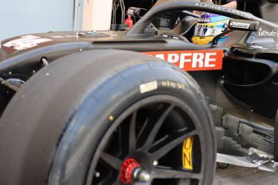 В Бахрейне завершились тесты 18-дюймовых шин Pirelli