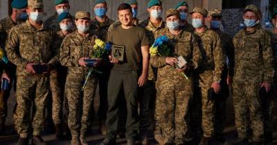 На Донбассе нужно срочно восстановить режим прекращения огня, – Зеленский