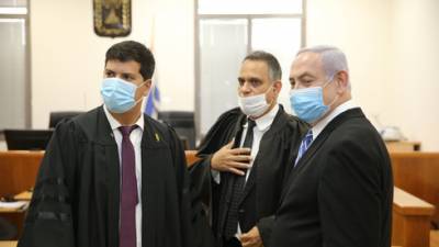 Суд постановил: Нетаниягу явится на заседание, но не обязан слушать свидетелей