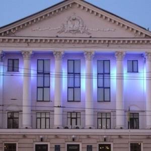 Здание Запорожского горсовета подсветят синим цветом