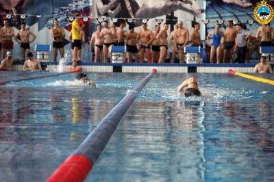 Единственная команда с девушкой в составе завоевала золото первенства УФСИН по Коми по плаванию