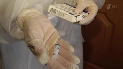 По всей России идет массовая вакцинация от коронавируса