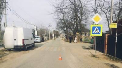 В Пятигорске фургон сбил подростка на переходе